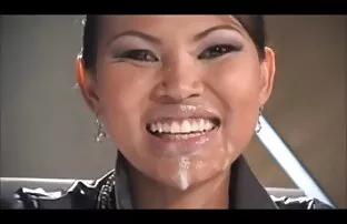 Fucks厚いコックにタイトなお尻と兼の ...