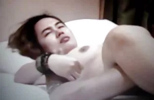 busty COUGAR 女 向け エッ ...