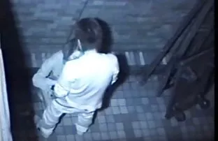 彼はポルノを愛する義母を押しつぶす。 女 ...