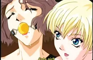 美しいshemaleストリップと喜び。  ...
